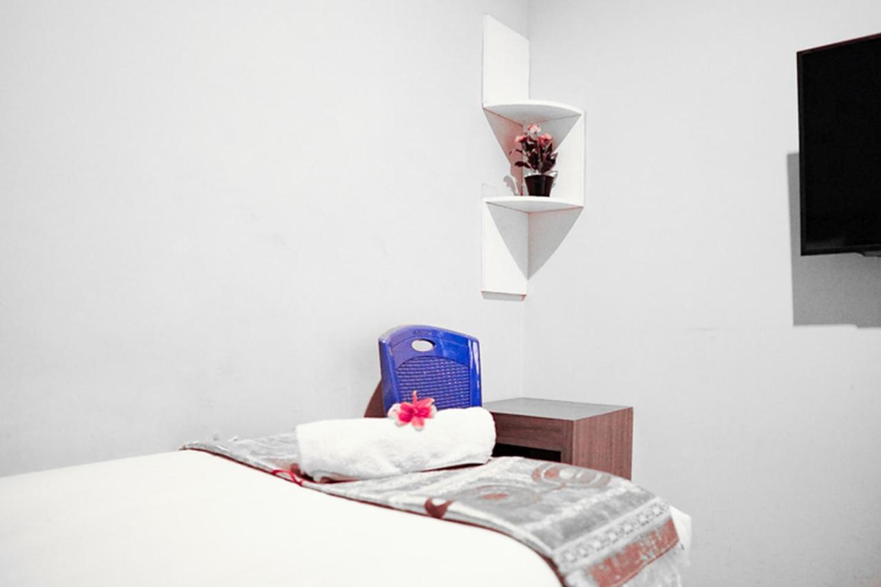 Audah Syariah Residence RedPartner Surabaya Bagian luar foto