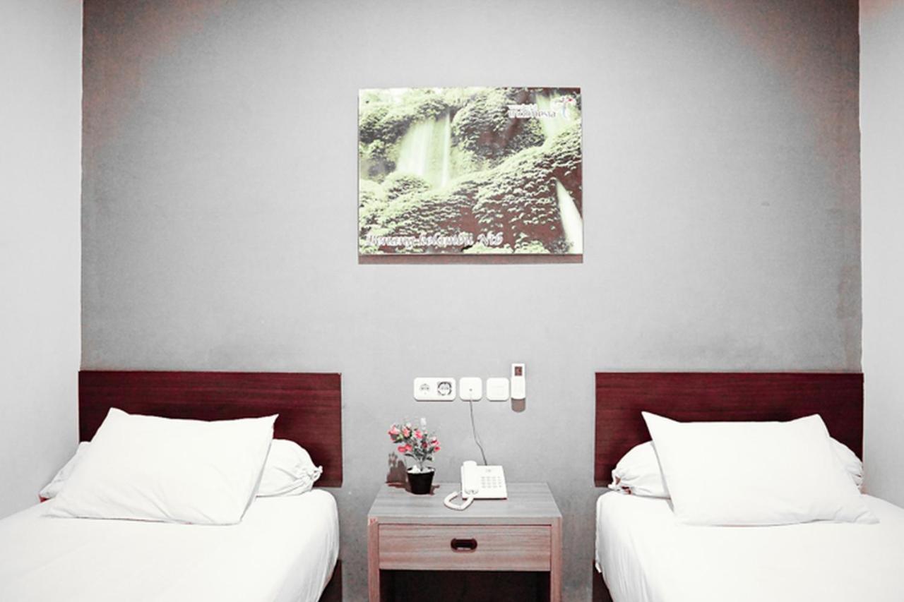 Audah Syariah Residence RedPartner Surabaya Bagian luar foto