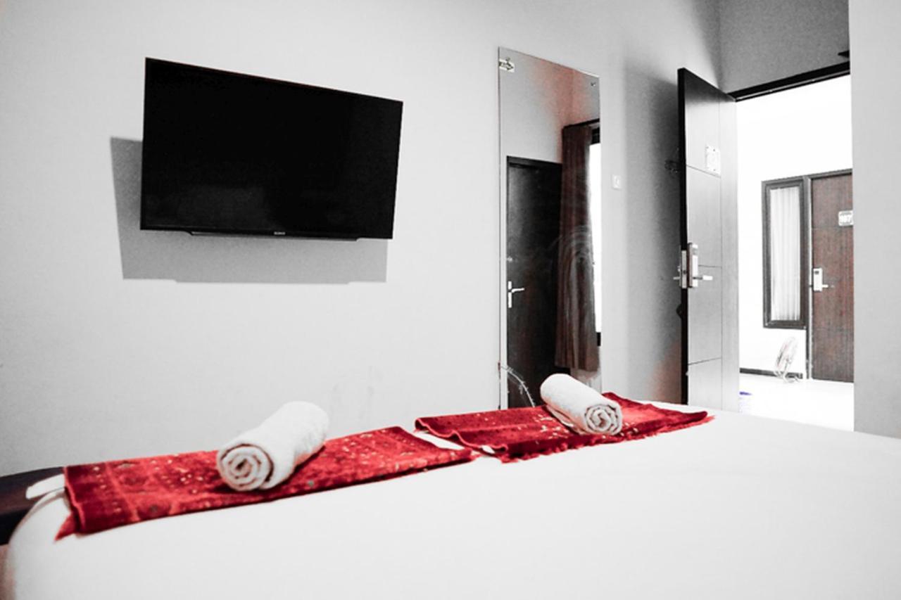 Audah Syariah Residence RedPartner Surabaya Bagian luar foto