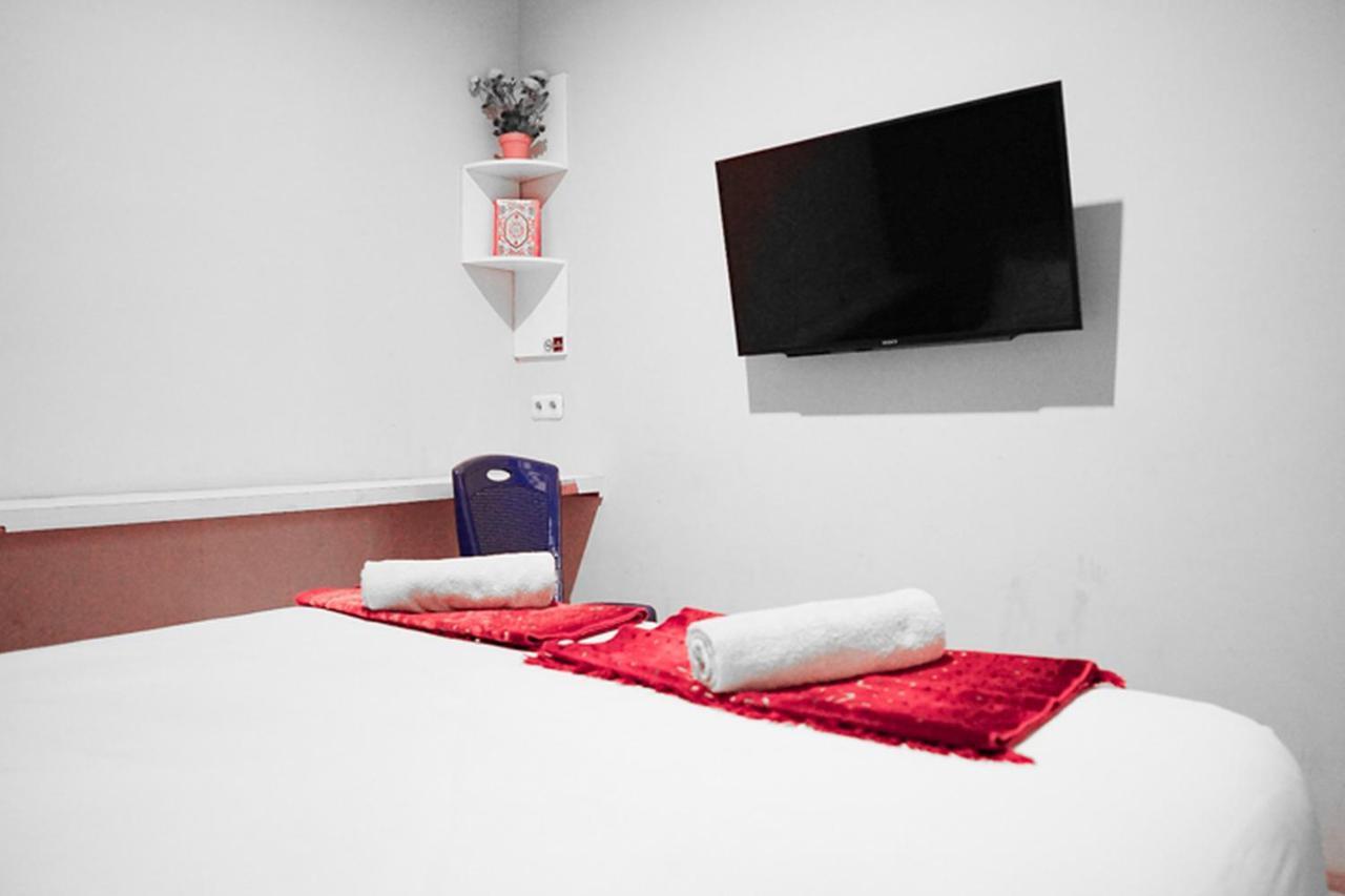 Audah Syariah Residence RedPartner Surabaya Bagian luar foto