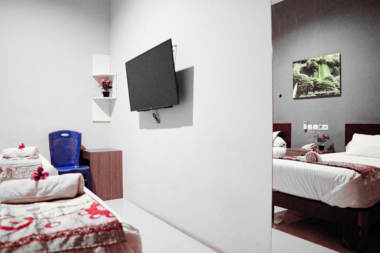 Audah Syariah Residence RedPartner Surabaya Bagian luar foto