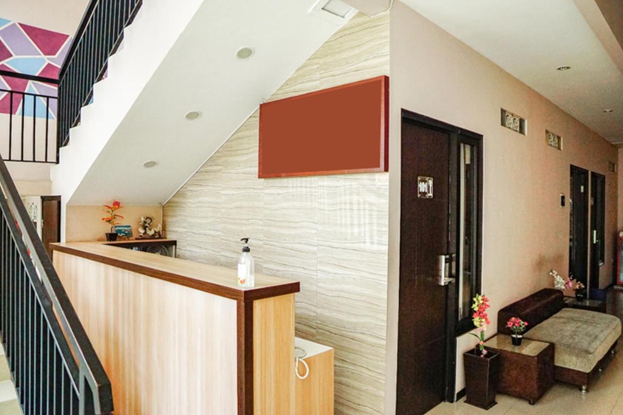 Audah Syariah Residence RedPartner Surabaya Bagian luar foto