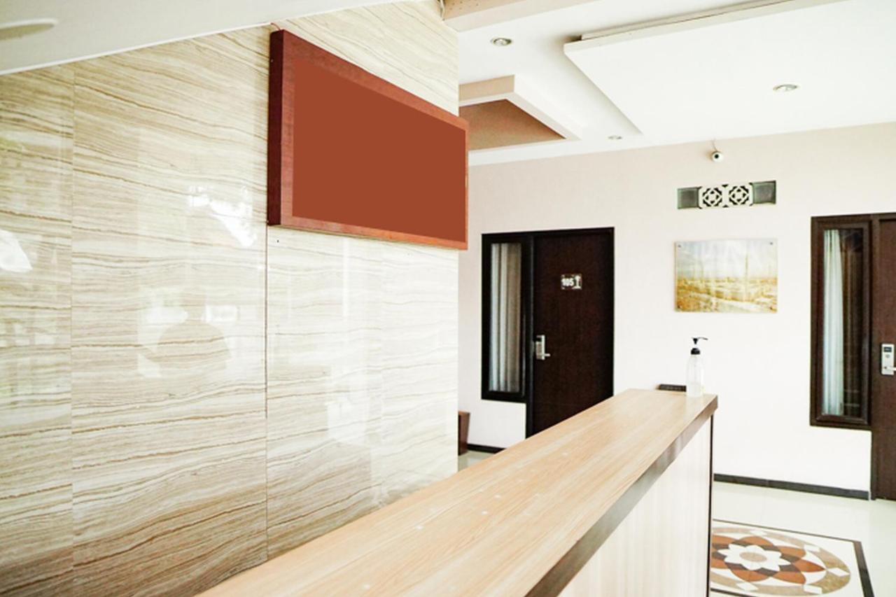 Audah Syariah Residence RedPartner Surabaya Bagian luar foto