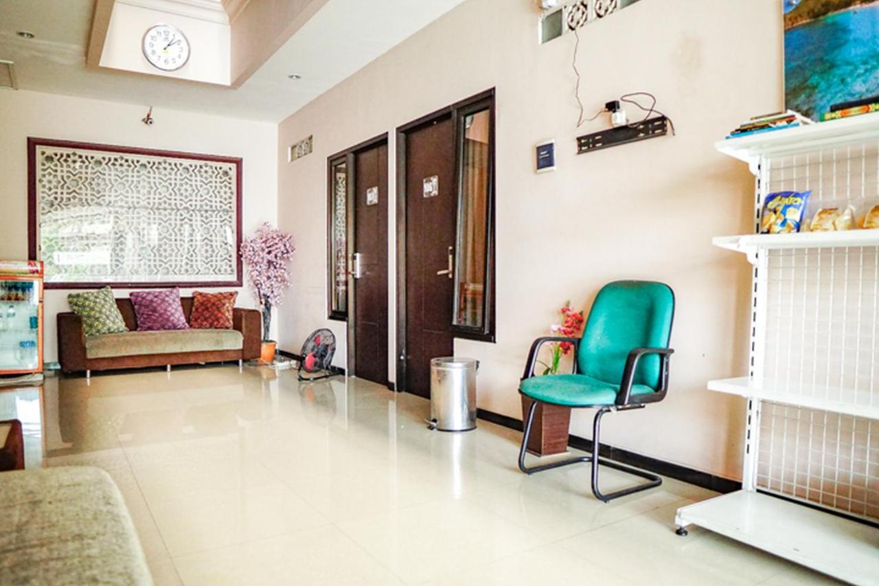Audah Syariah Residence RedPartner Surabaya Bagian luar foto
