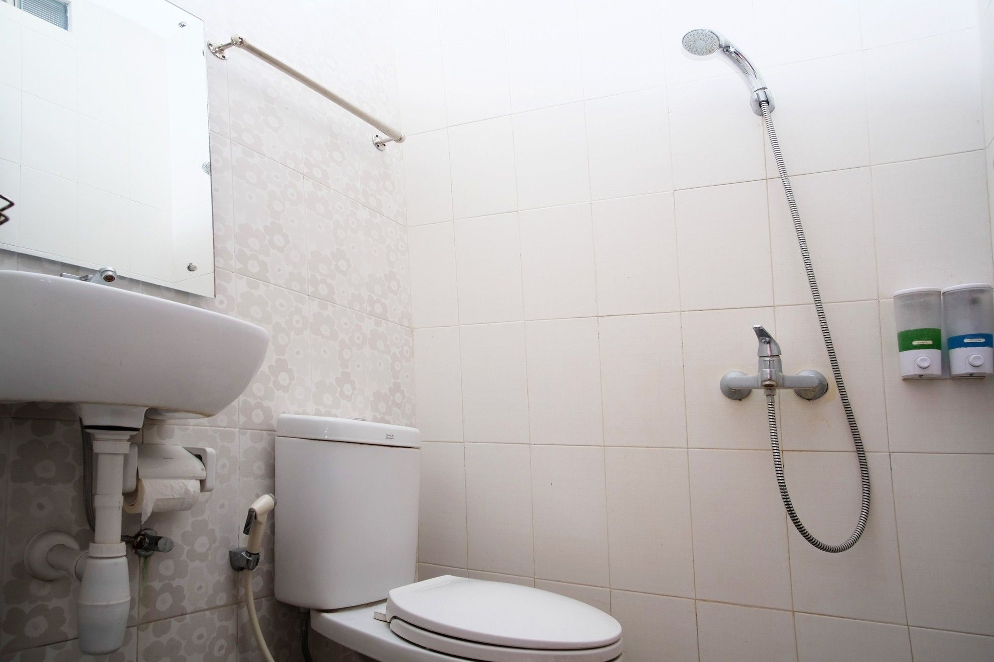 Audah Syariah Residence RedPartner Surabaya Bagian luar foto