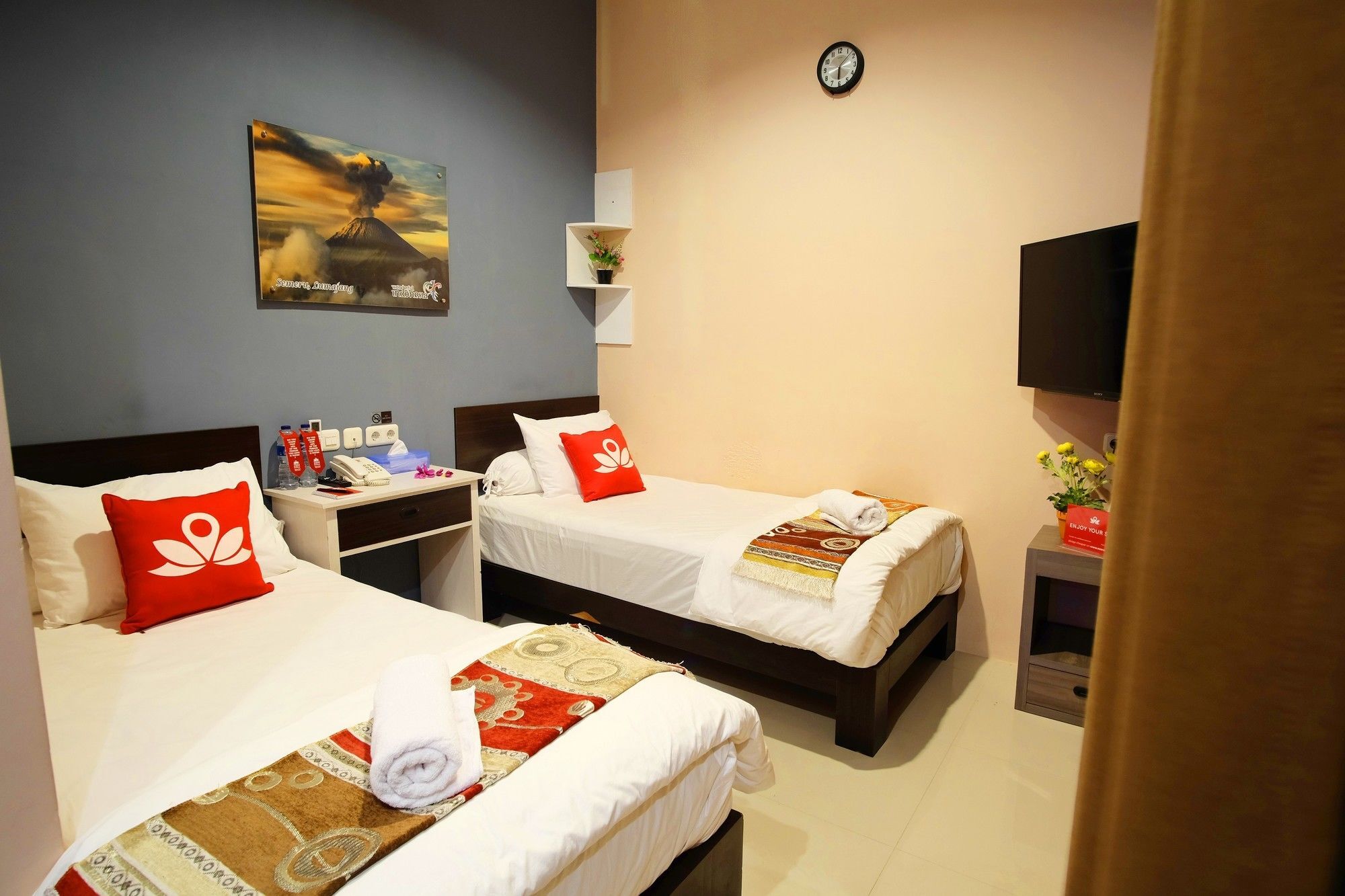 Audah Syariah Residence RedPartner Surabaya Bagian luar foto
